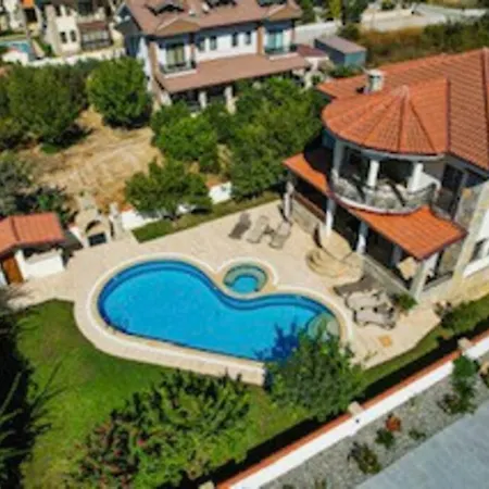 Villa Stunning Ahmet In Dalyan