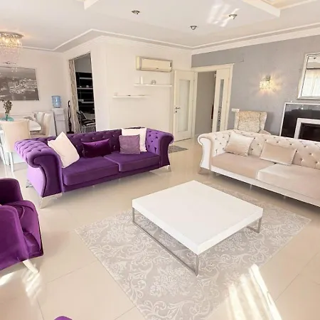 Stunning Ahmet In ヴィラ