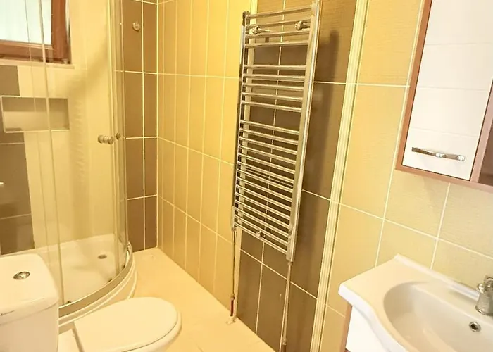 Stunning Ahmet In Вилла *